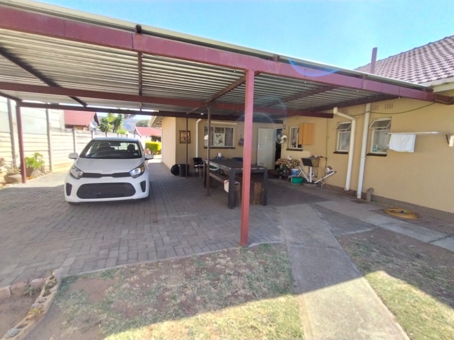 3 Bedroom Property for Sale in Protea Park North West